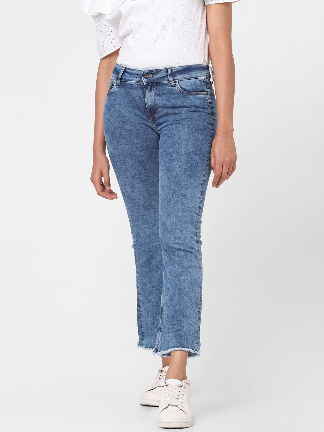 

Vero Moda Women Blue Bootcut Heavy Fade Stretchable Jeans