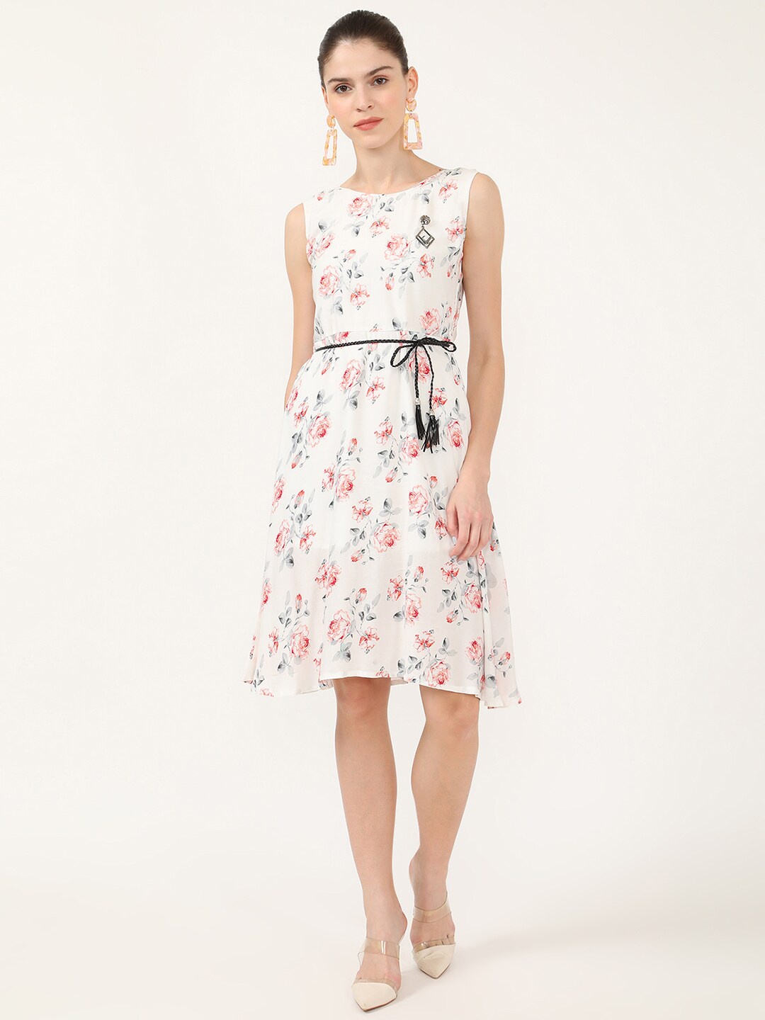 

V2 Value & Variety White Floral A-Line Dress