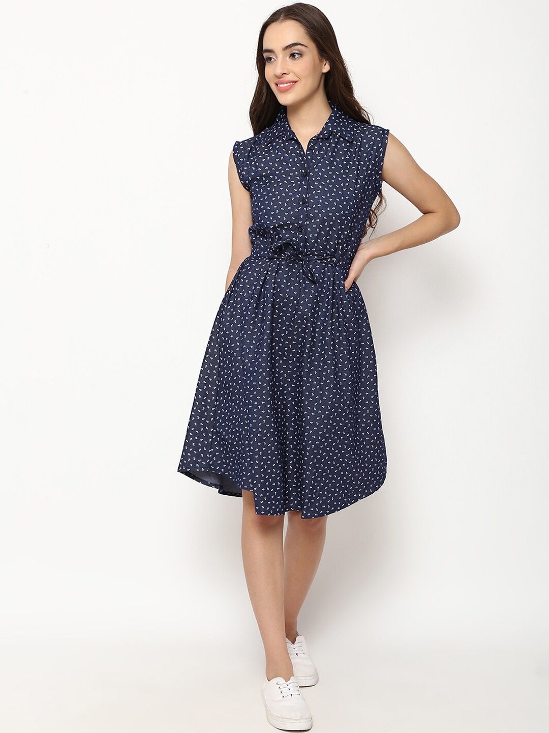 

V2 Value & Variety Blue & White Printed Denim Shirt Dress