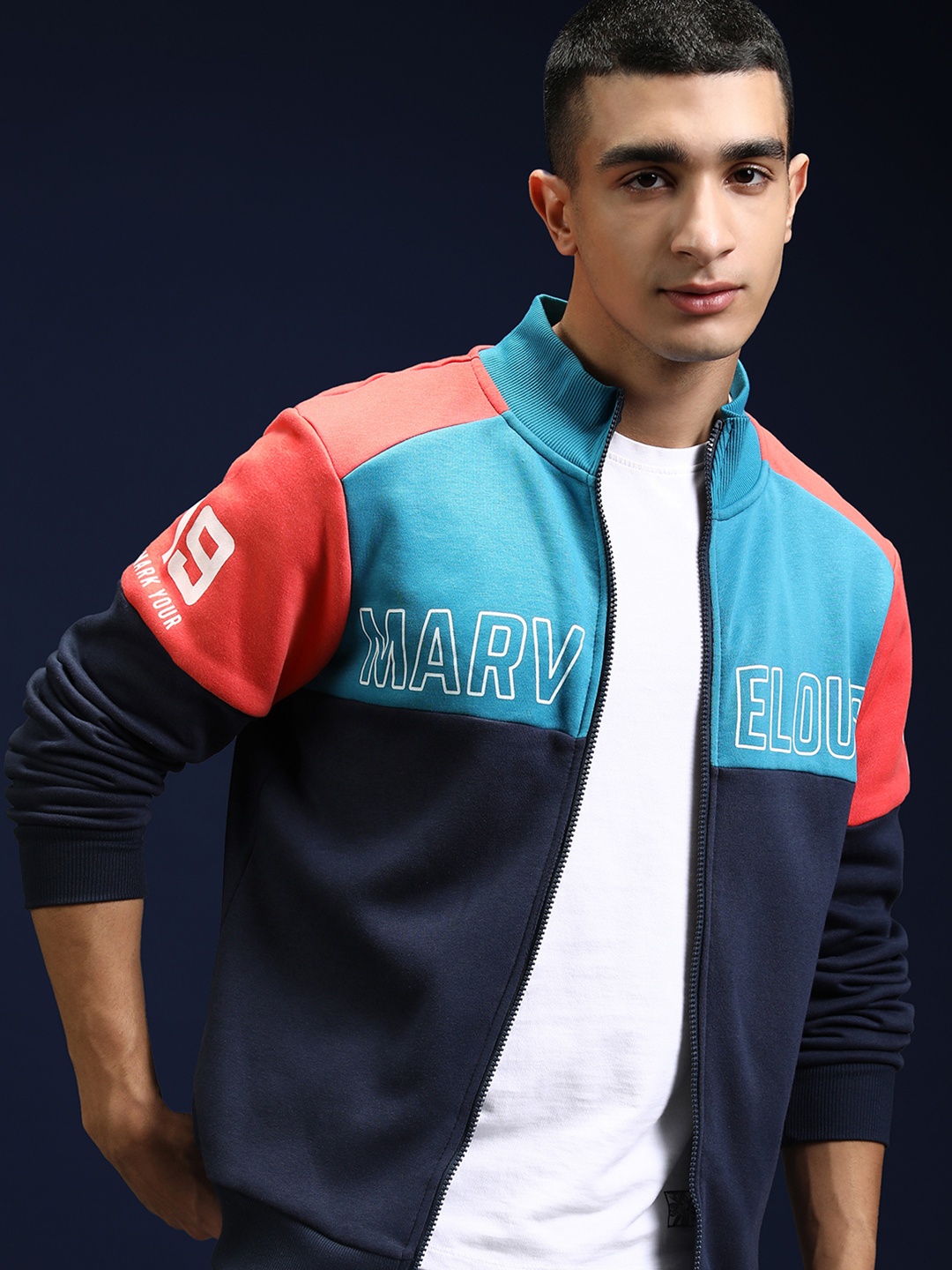 

HIGHLANDER Men Teal Blue & Navy Blue Colourblocked Sweatshirt