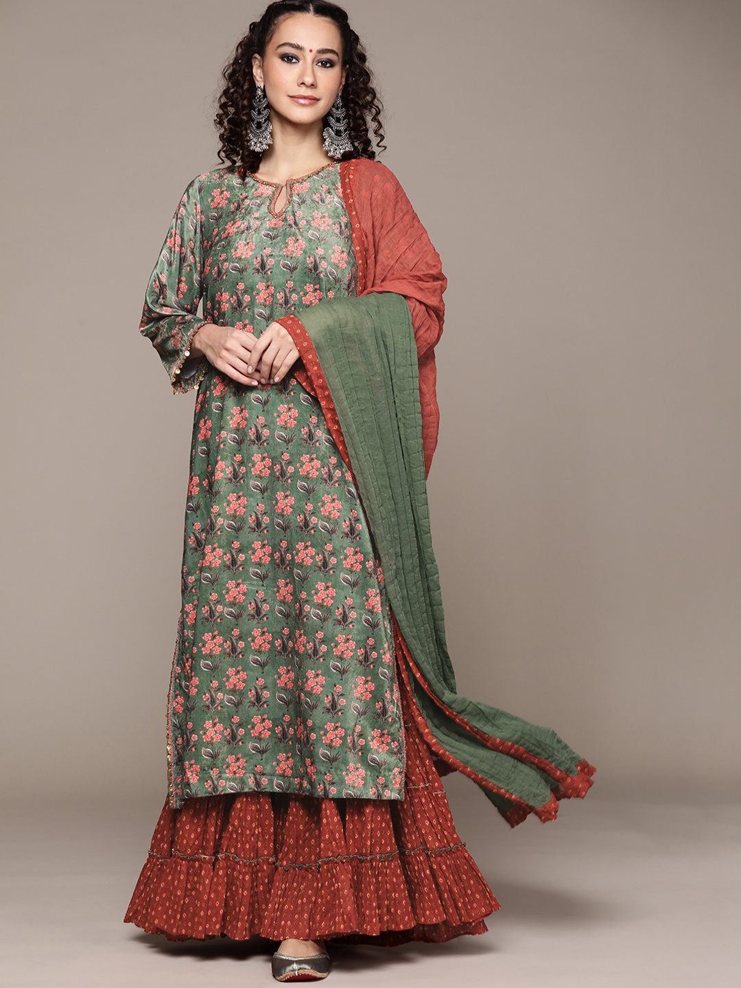 

Ritu Kumar Women Green Floral Printed Regular Velvet Kurta with Palazzos & With Dupatta