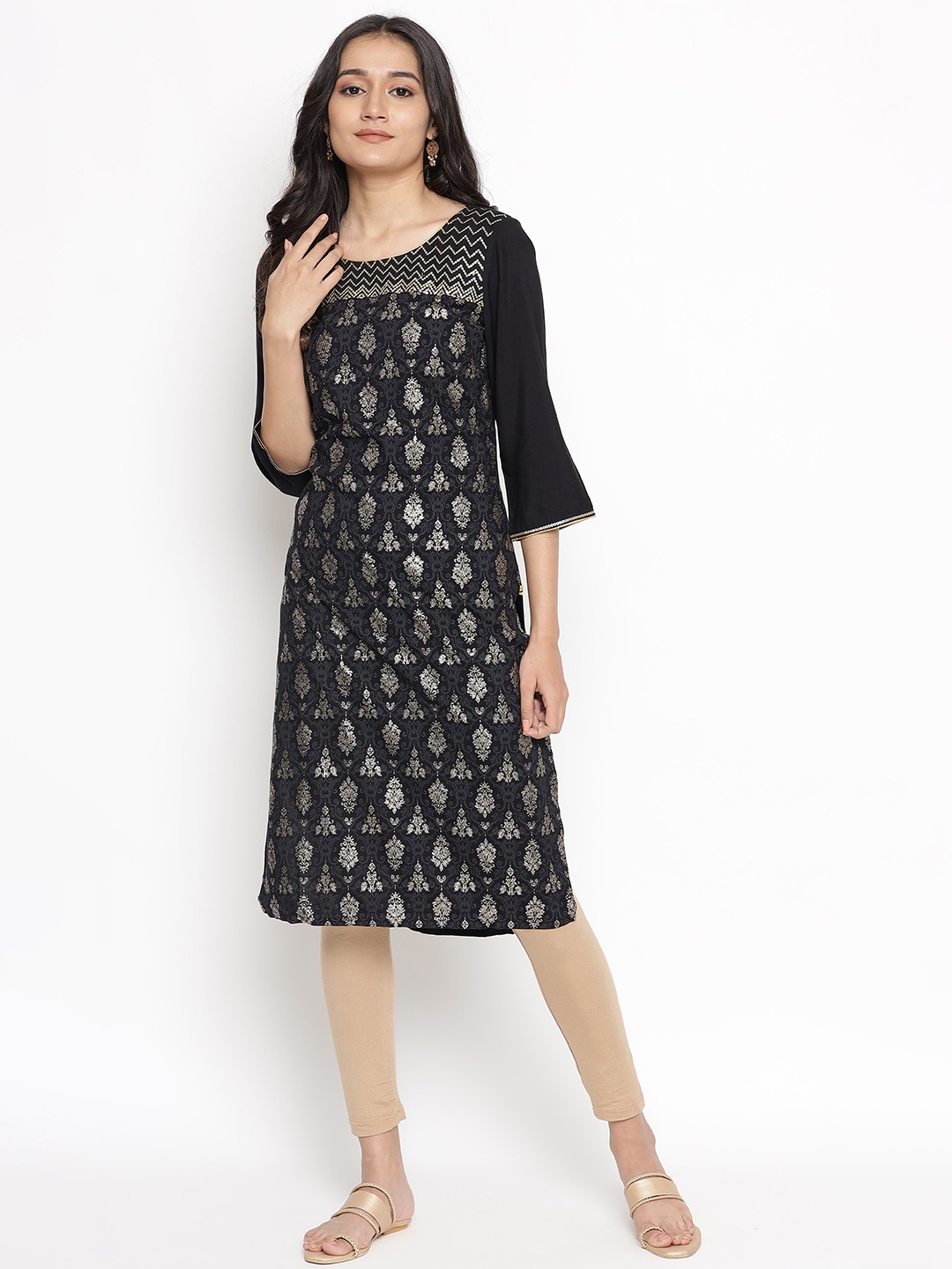 

AURELIA Women Black & Silver-Toned Ethnic Motifs Printed Flared Sleeves Kurta