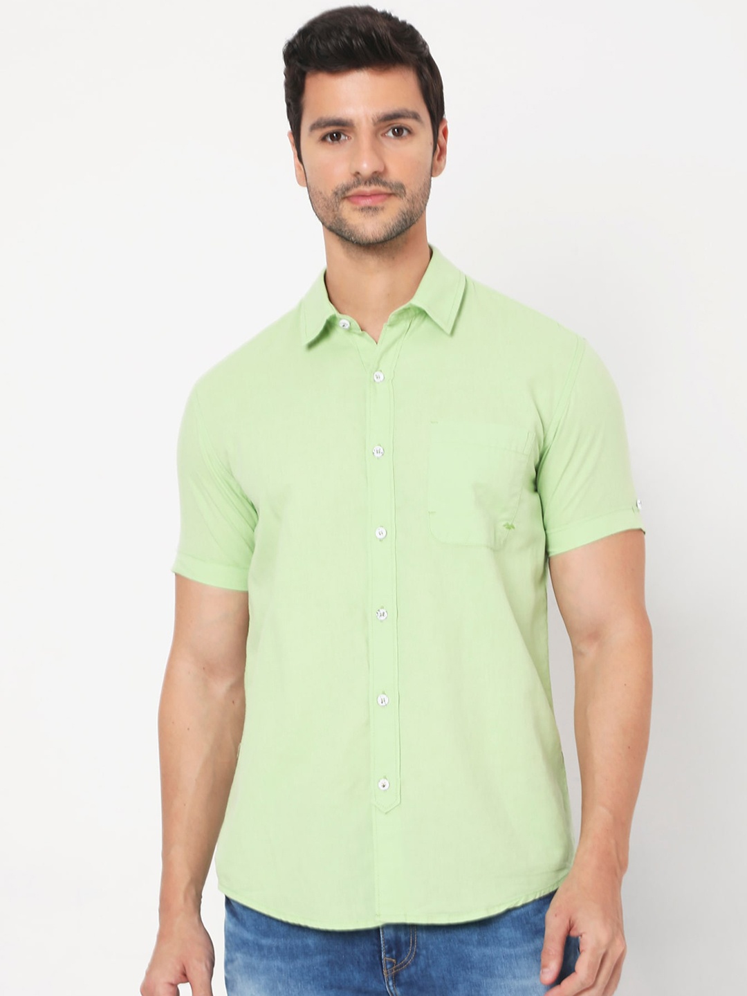 

Mufti Men Green Slim Fit Opaque Casual Shirt