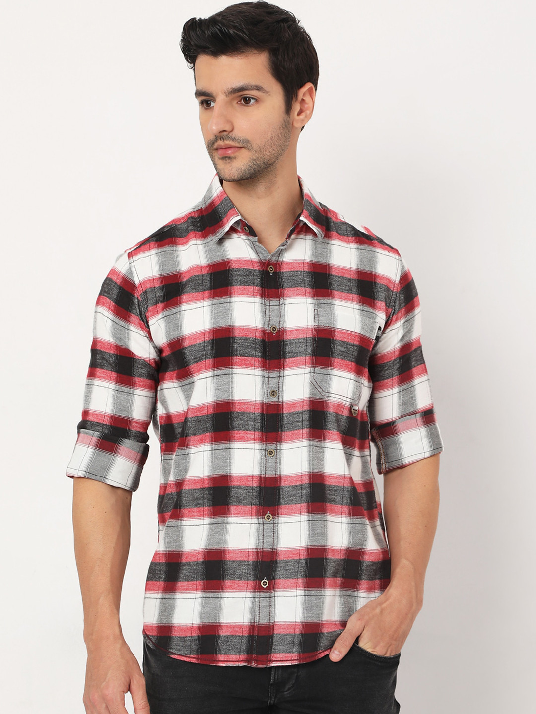 

Mufti Men Off White Slim Fit Tartan Checks Opaque Checked Casual Shirt