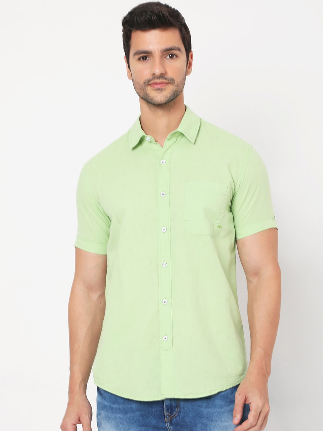 

Mufti Men Green Slim Fit Opaque Casual Shirt