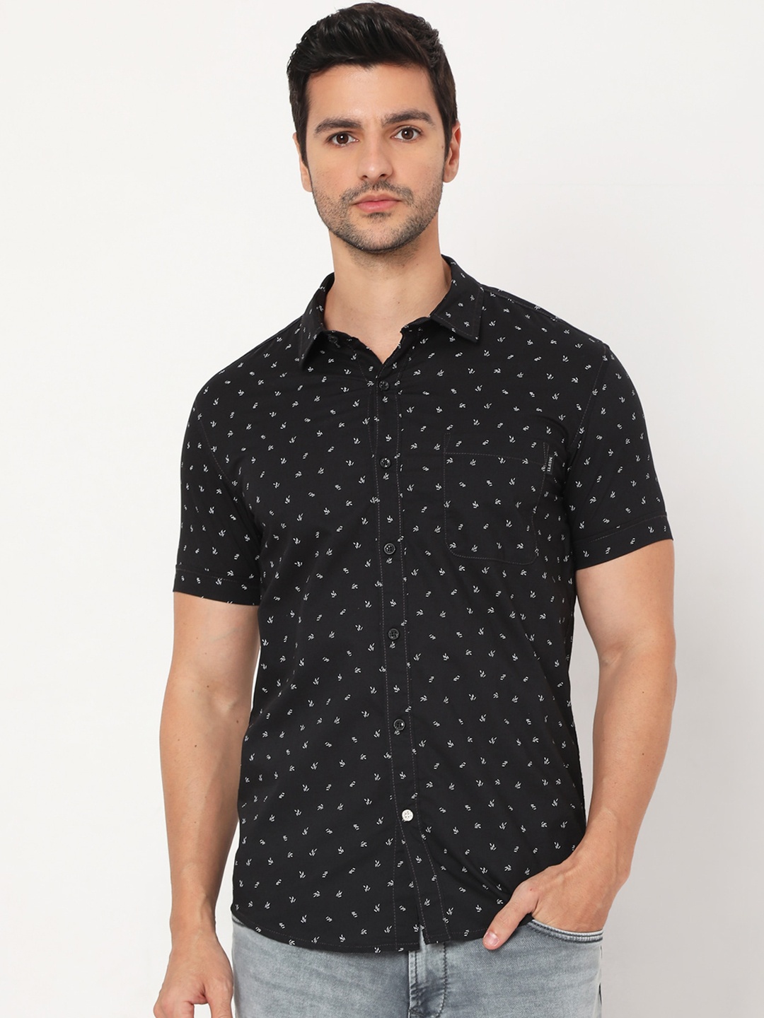 

Mufti Men Black Slim Fit Opaque Printed Casual Shirt