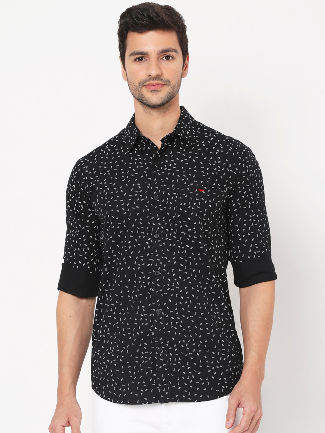 

Mufti Men Black Slim Fit Floral Opaque Printed Casual Shirt