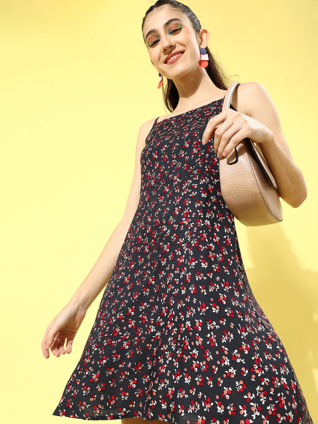 

Berrylush Women Navy Blue Romantic Florals Dress