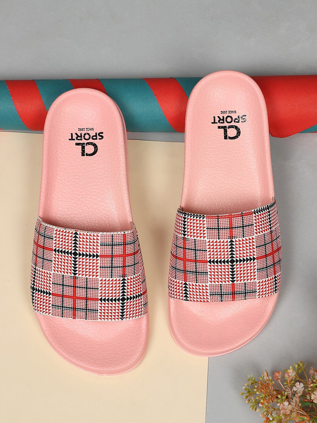 

Carlton London sports Women Pink & Blue Printed Sliders