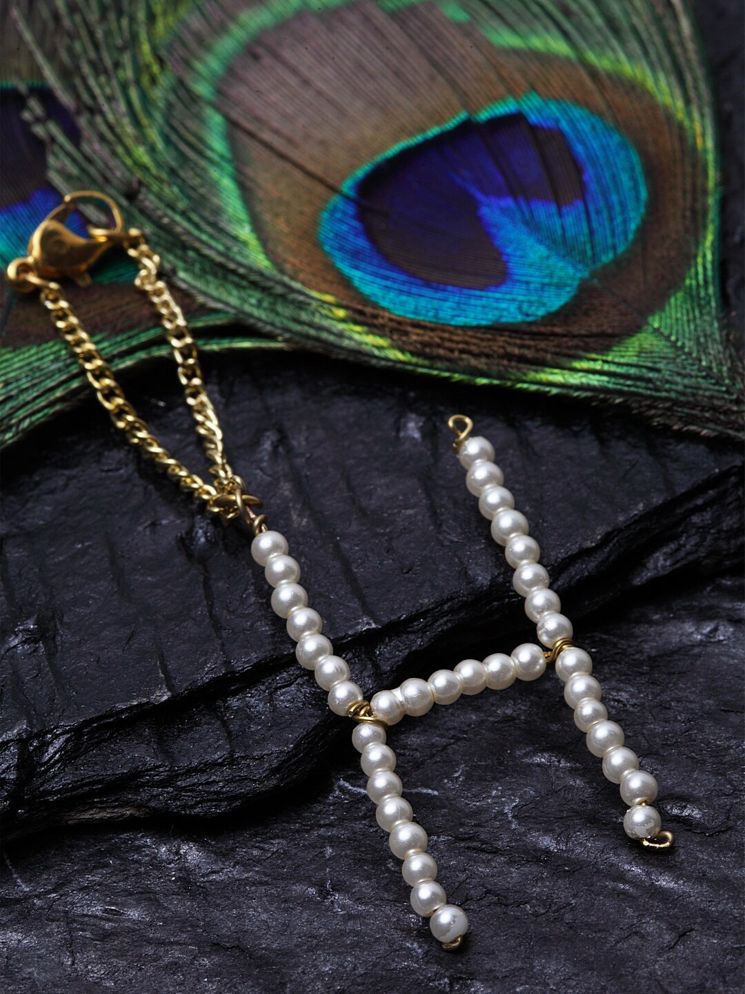 

DUGRISTYLE Women White Kundan Studded Bracelet Charm