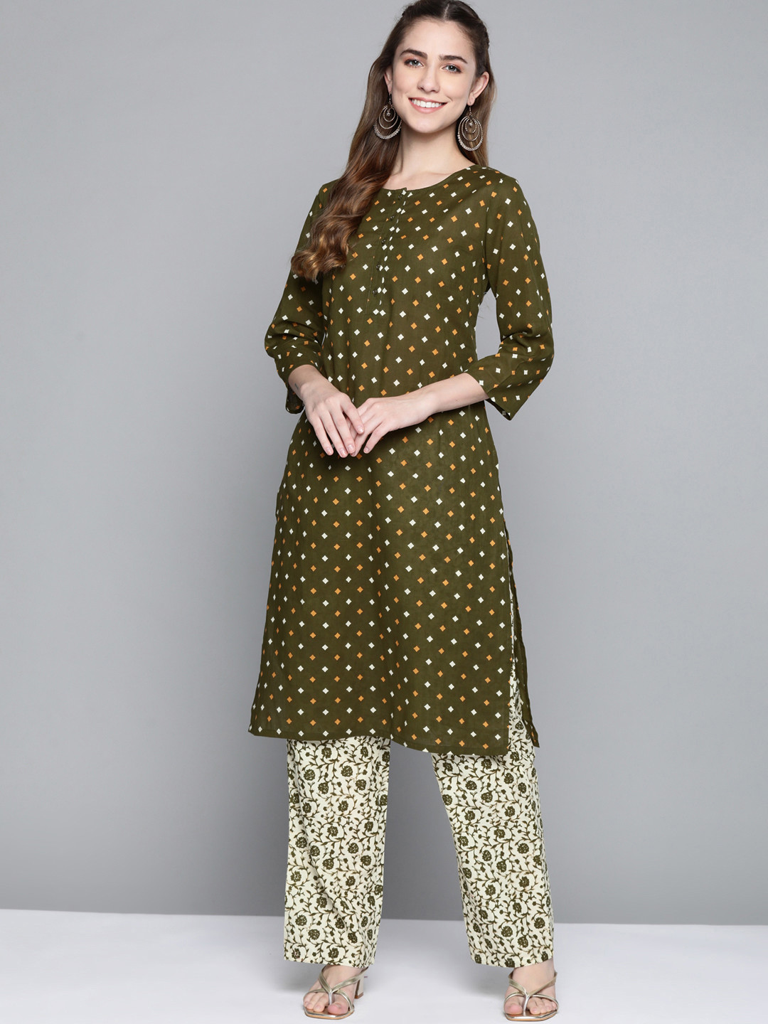 

HERE&NOW Women Olive Green & White Geometric Printed Kurta with Trousers