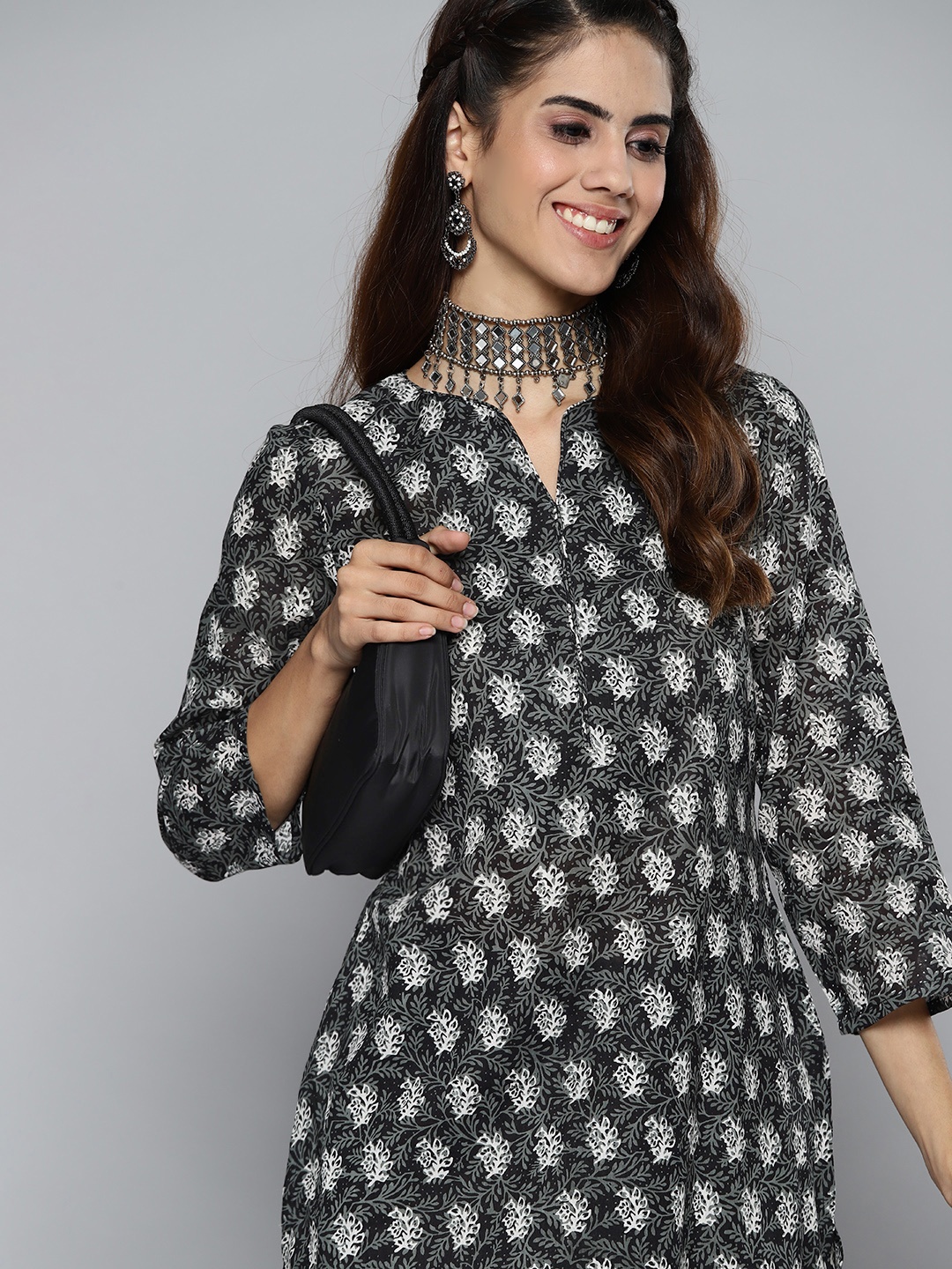 

HERE&NOW Women Black Ethnic Motifs Printed Kurta with Trousers