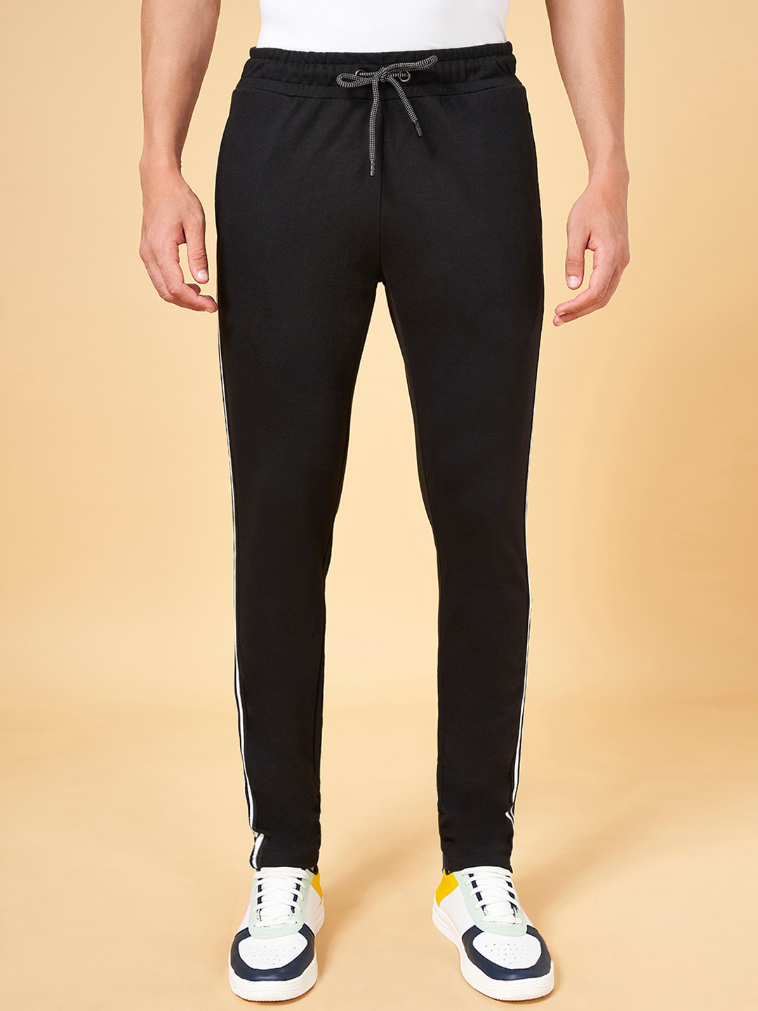 

People Men Black & White Solid Track Pants
