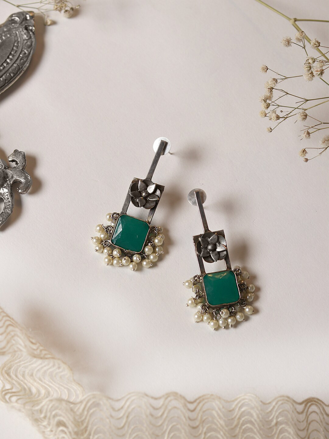 

TEEJH Silver-Toned & Green Floral Drop Earrings
