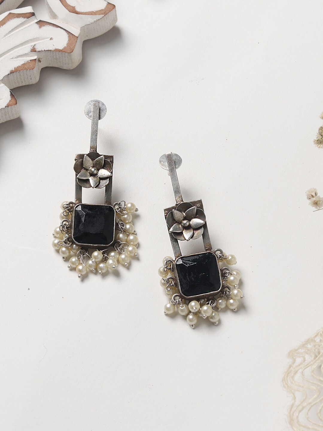 

TEEJH Silver-Toned & Black Contemporary Drop Earrings