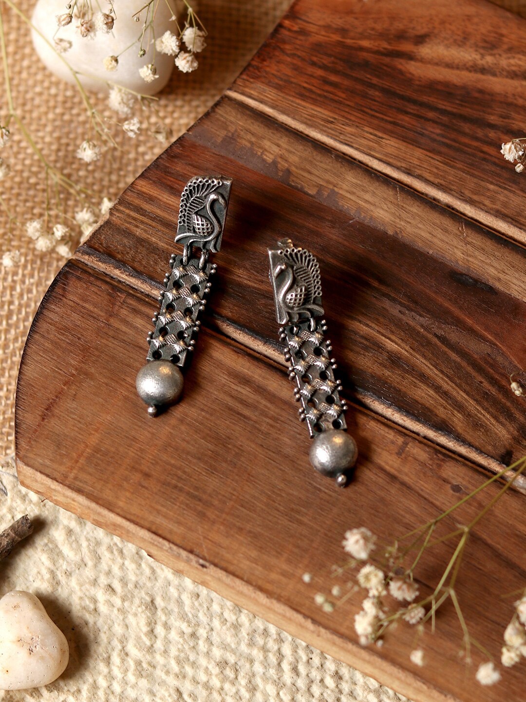 

TEEJH Silver Plated Silver-Toned Contemporary Drop Earrings
