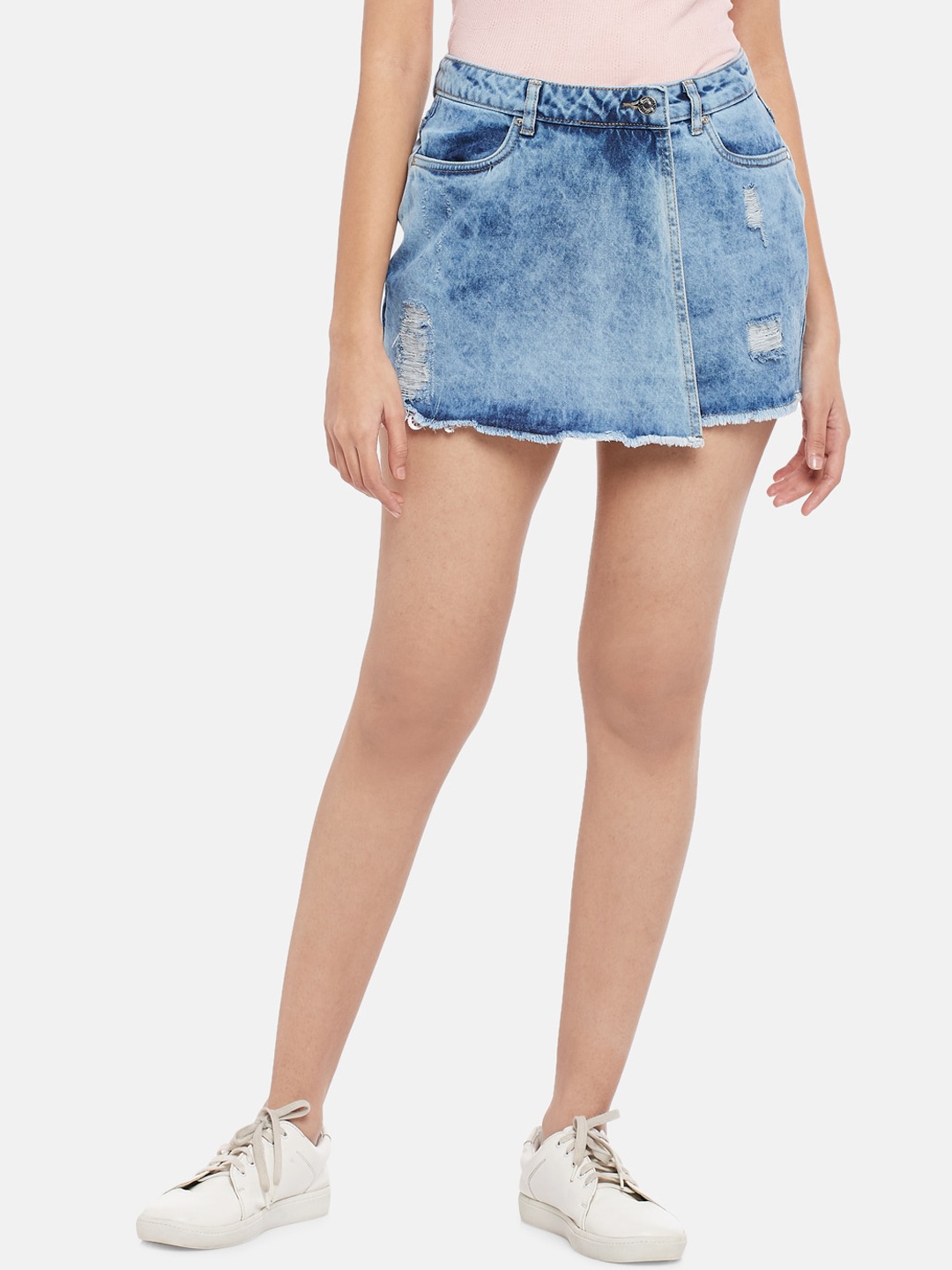 

People Women Blue Distressed Straight Denim Mini Skorts