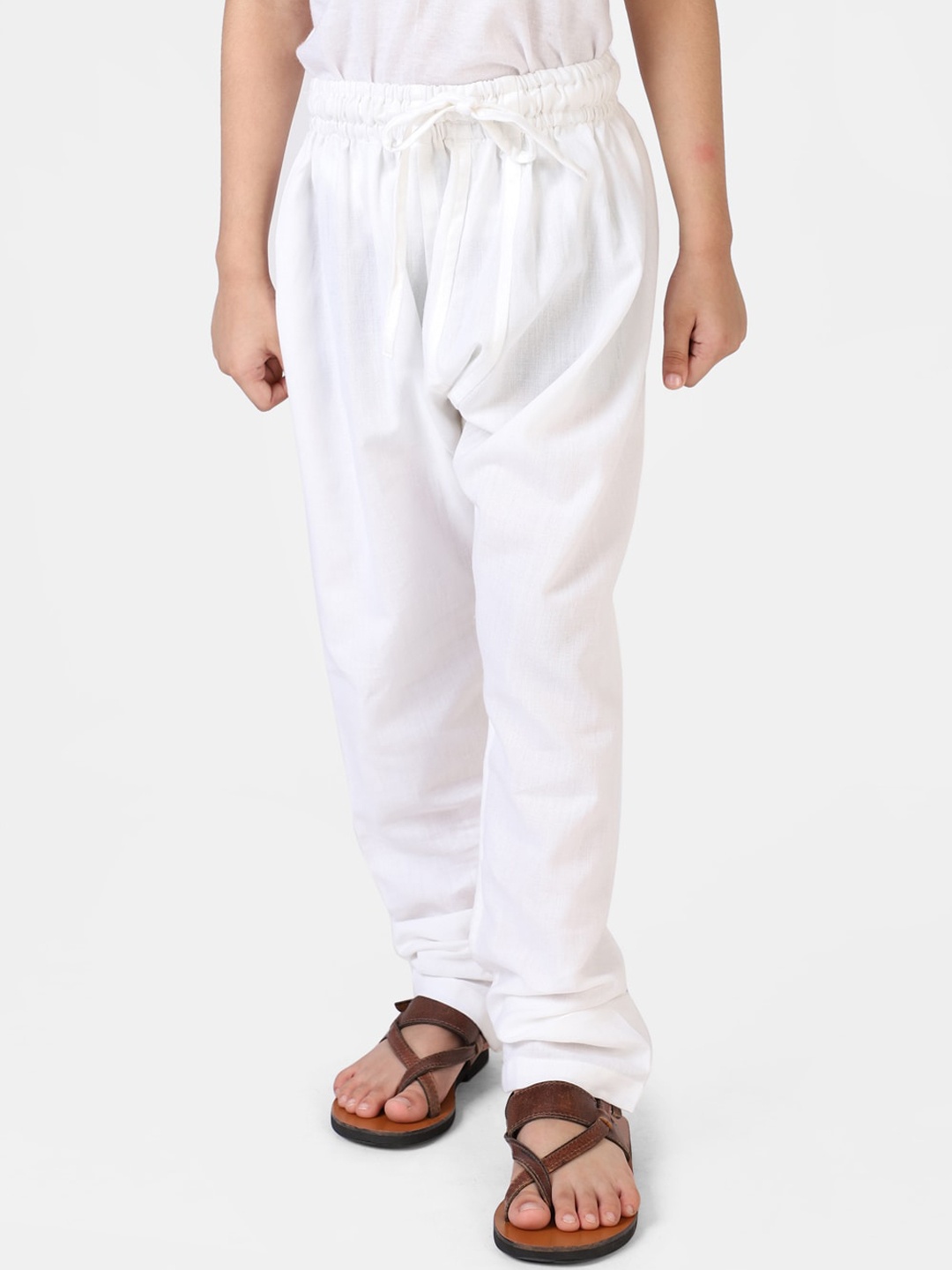 

Fabindia Boys White Solid Cotton Pyjama