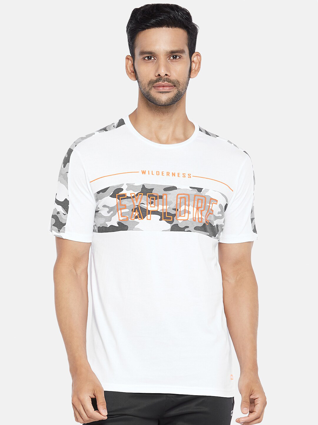 

Ajile by Pantaloons Men White Typography Printed Slim Fit T-shirt