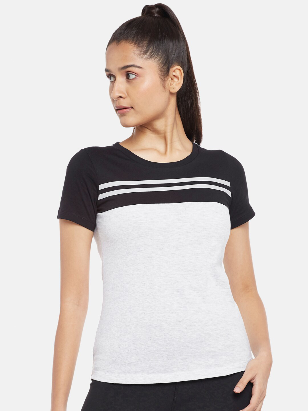 

Ajile by Pantaloons Women Black & White Colourblocked T-shirt