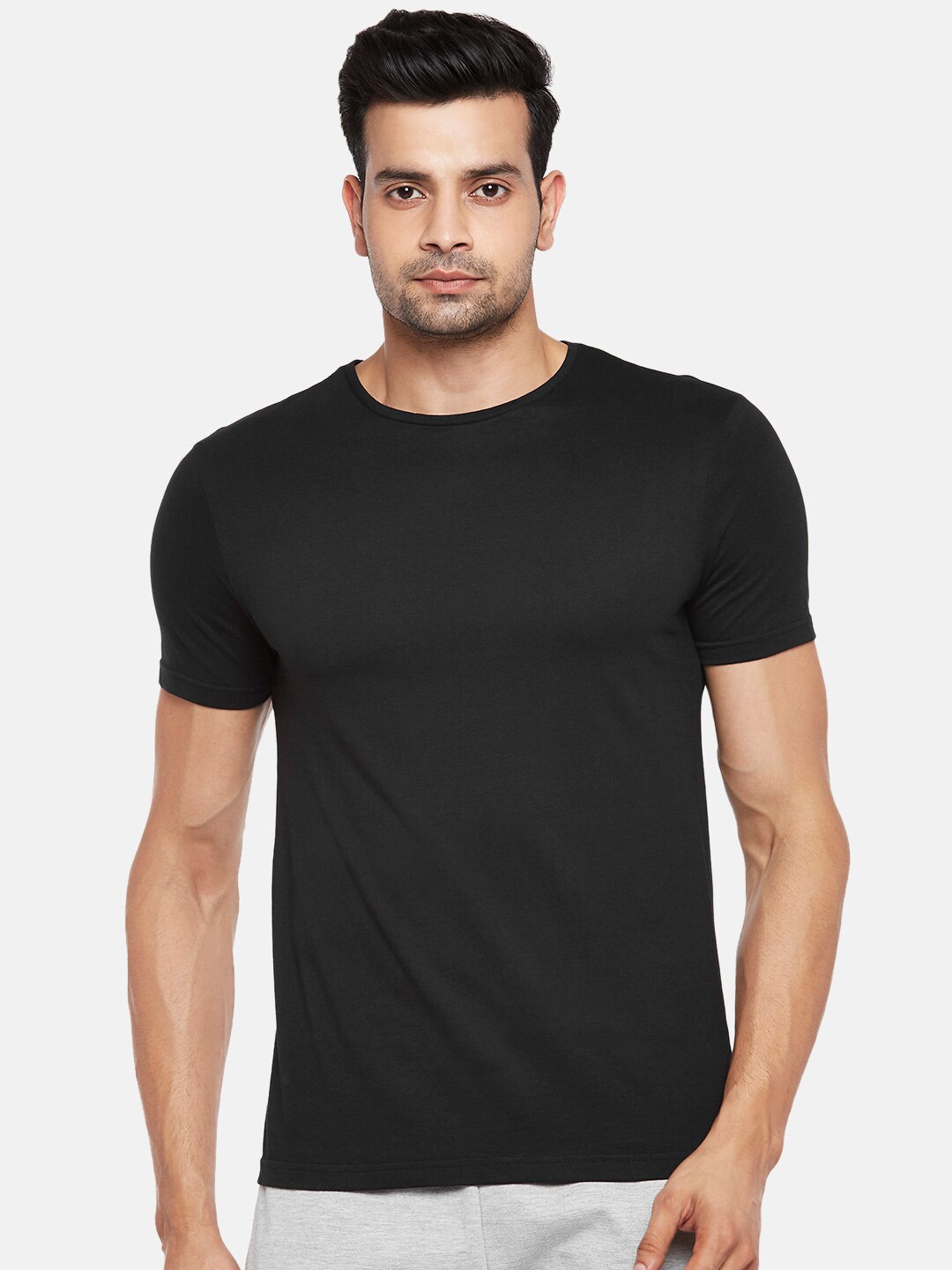 

People Men Black T-shirt
