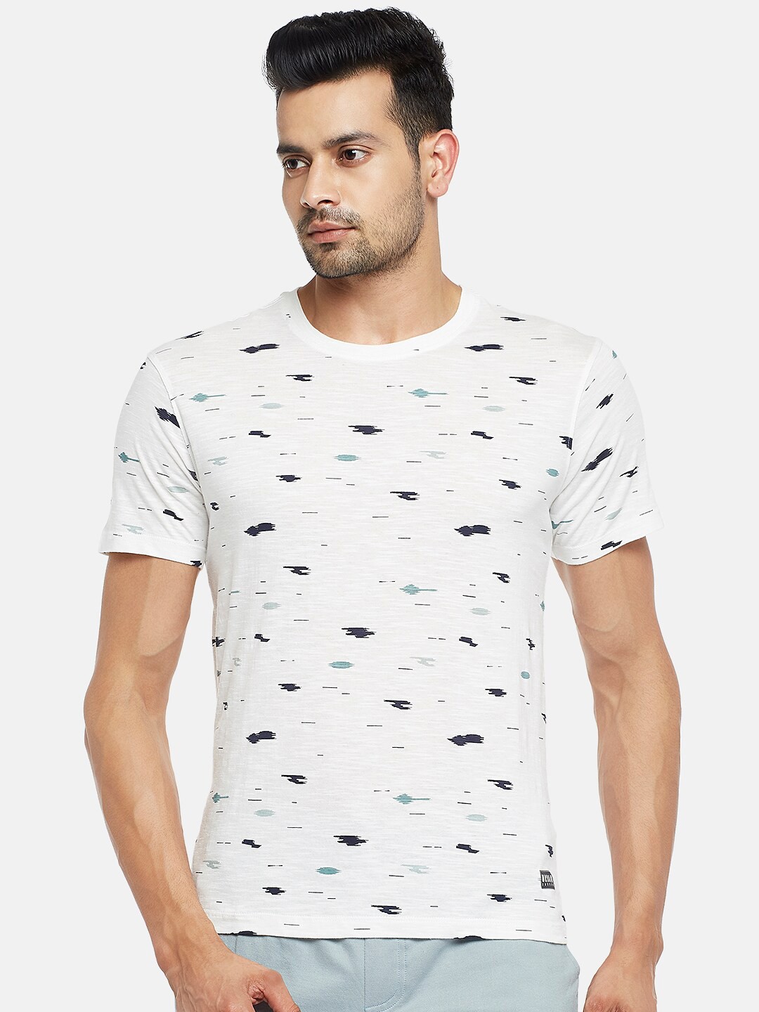 

Urban Ranger by pantaloons Men White Printed Slim Fit T-shirt