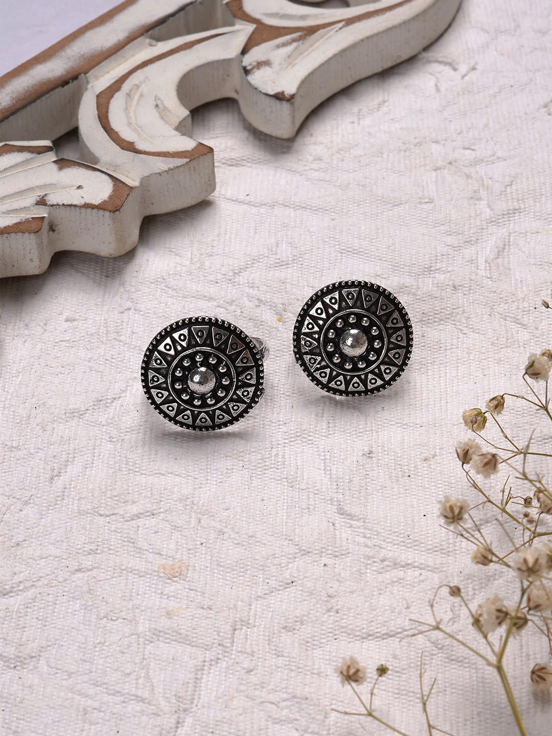 

TEEJH Set Of 2 Oxidised Silver-Plated Adjustable Toe Rings