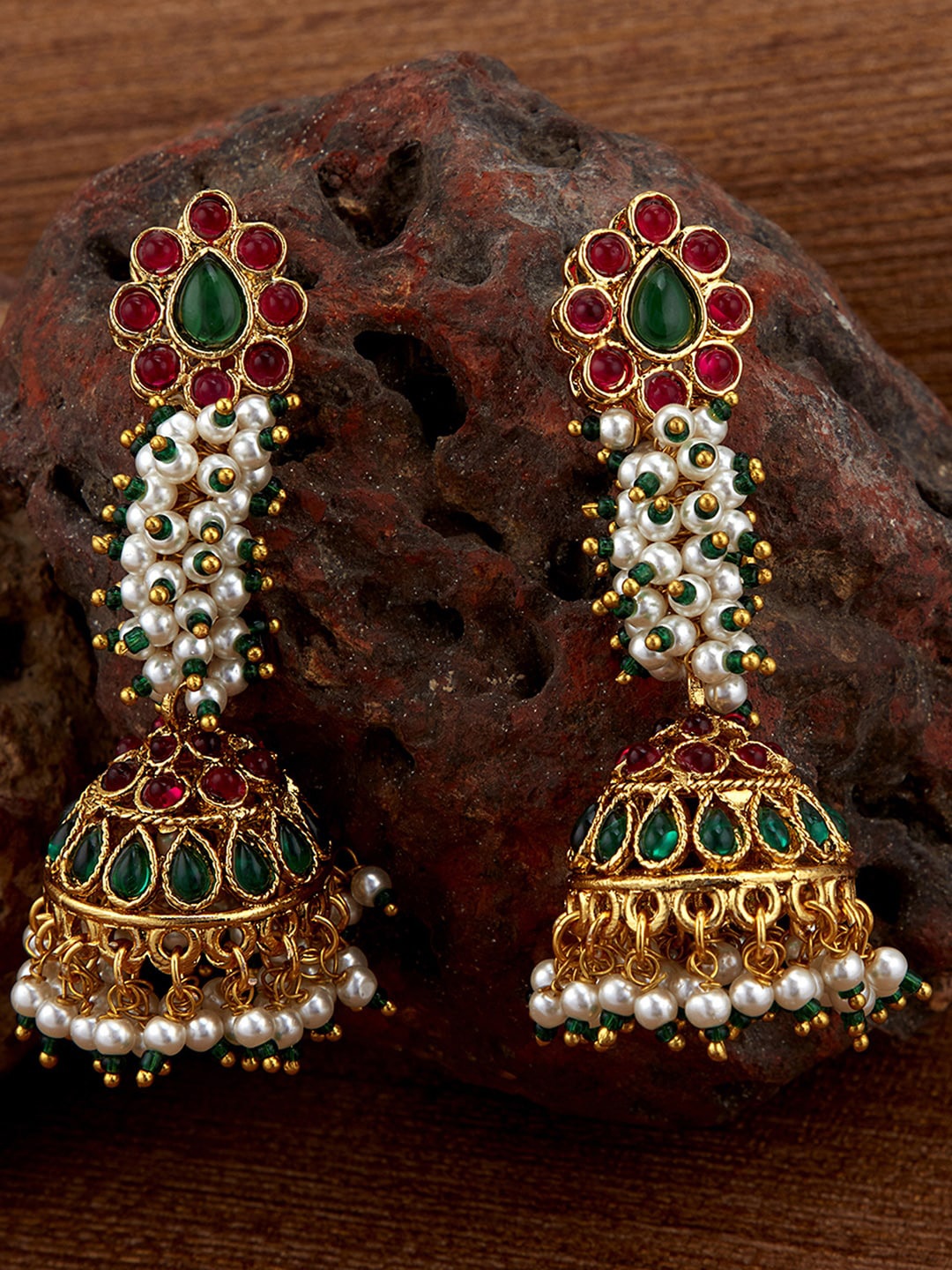 

Sukkhi Red & Green Stone Studded Classic Jhumkas Earrings