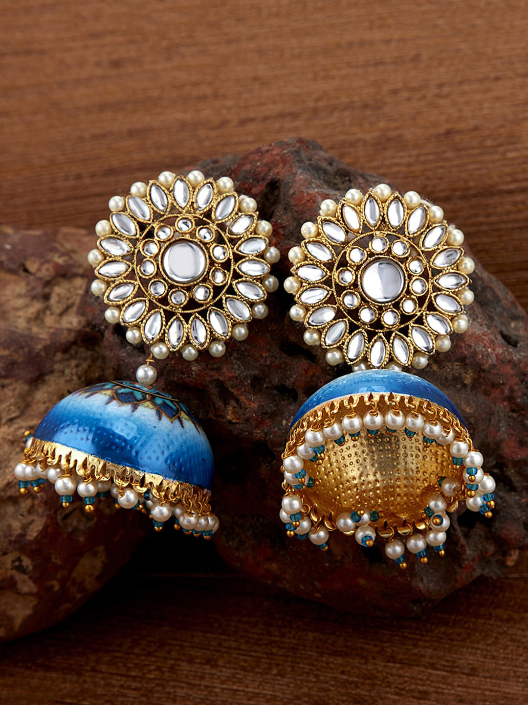 

Sukkhi Blue & White Gold Plated Kundan Dome Shaped Jhumkas Earrings