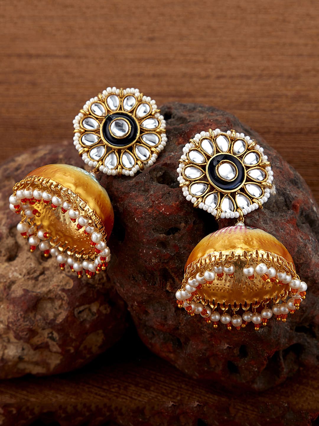 

Sukkhi Gold-Toned & White Dome Shaped Jhumkas Earrings