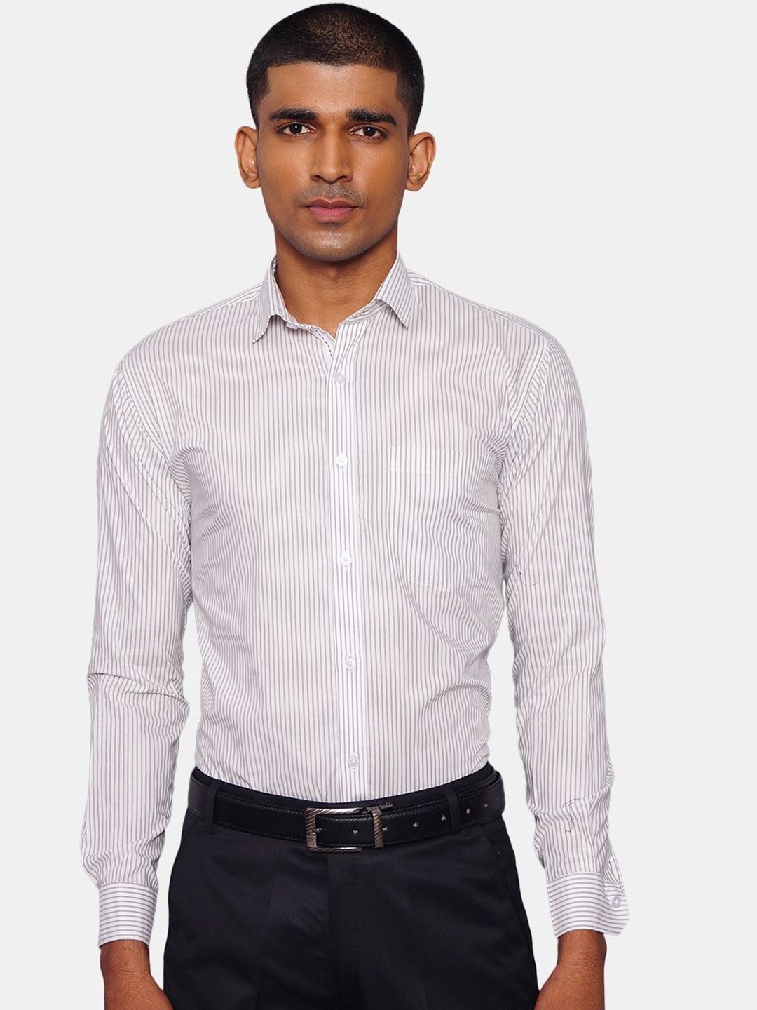 

Wintage Men Grey Opaque Striped Casual Shirt