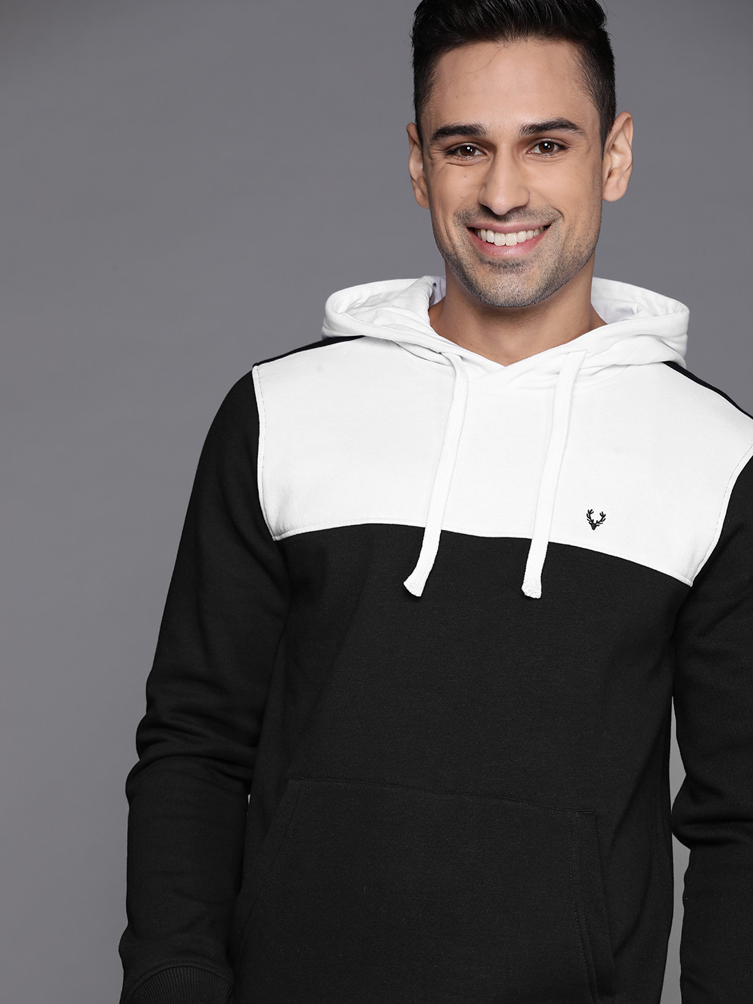 

Allen Solly Men Black & White Colourblocked Hooded Sweatshirt