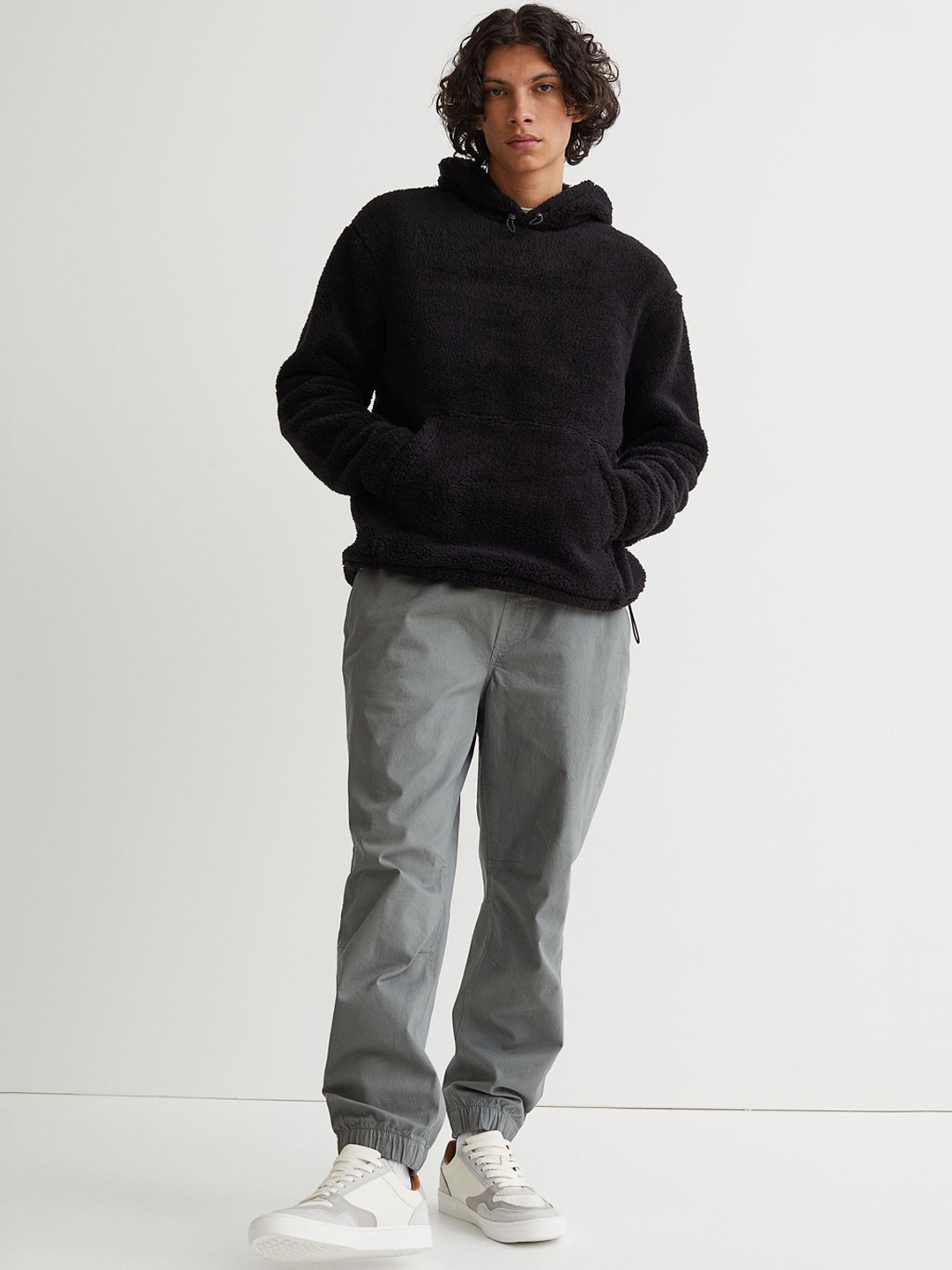 

H&M Men Black Relaxed Fit Hoodie