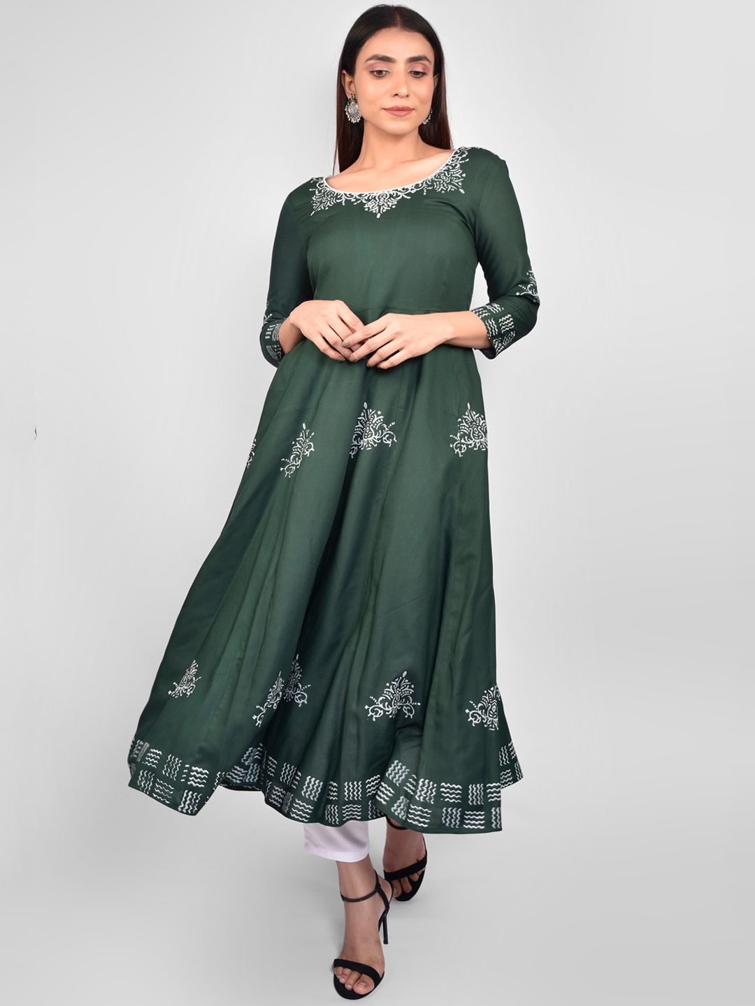 

Indi INSIDE Women Green Bottle Ethnic Motifs Block Printed Anarkali Kurta