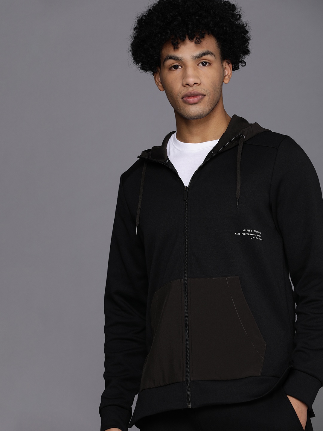 

Nike Men Black Sporty Jacket