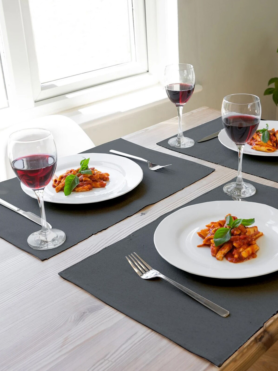 

Lushomes Set of 6 Grey Solid Rectangular Pure Premium Cotton Lightweight Table Placemats