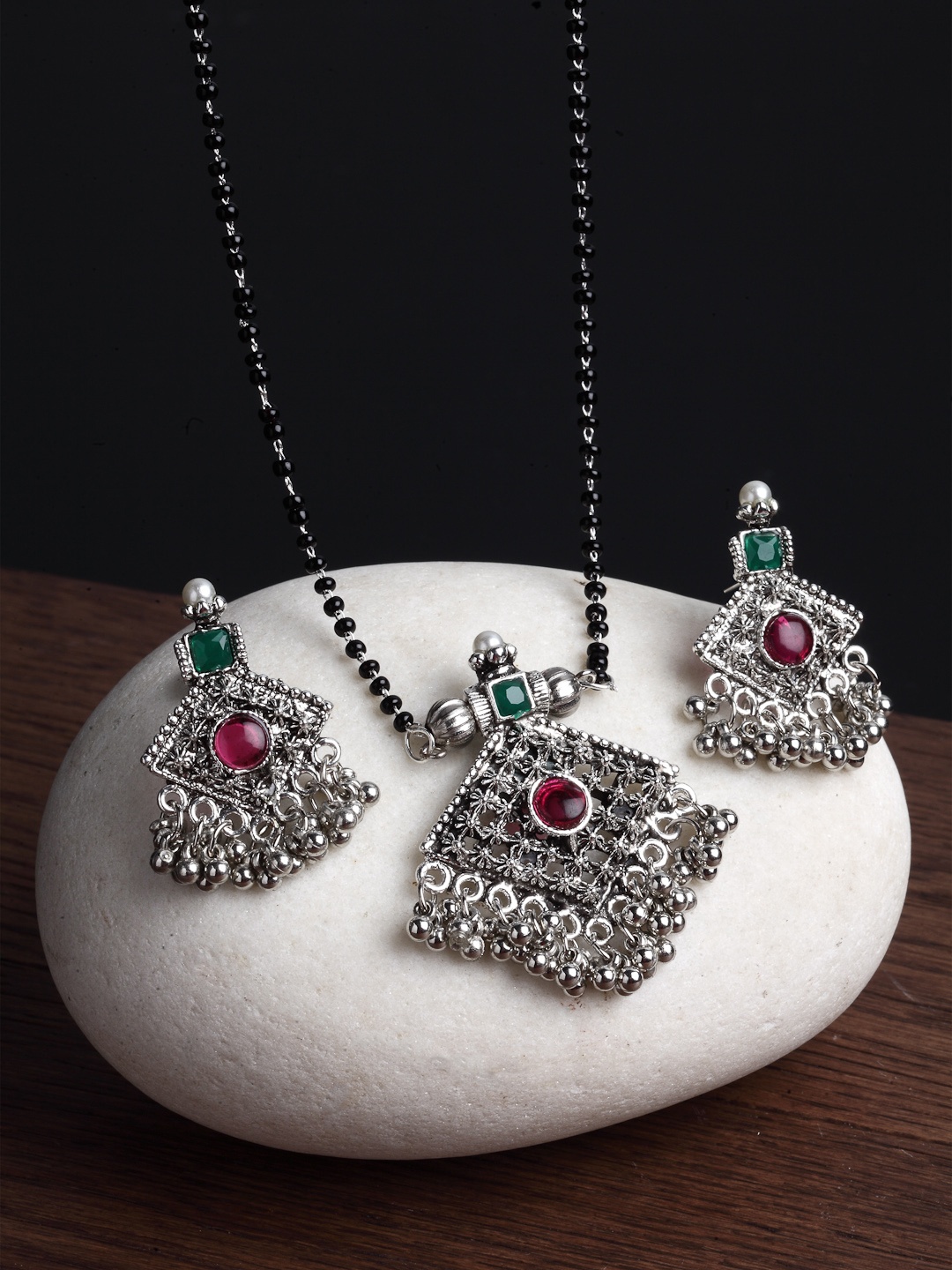 

PANASH Silver-Plated Pink & Green Stone-Studded & Beaded Mangalsutra