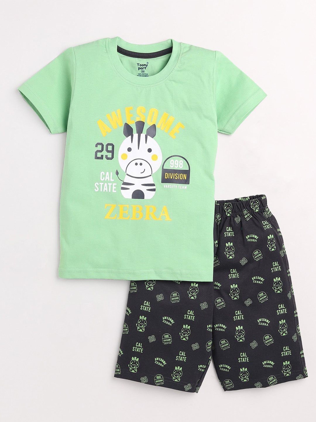 

Toonyport Boys Green & Black Printed Pure Cotton T-shirt with Shorts