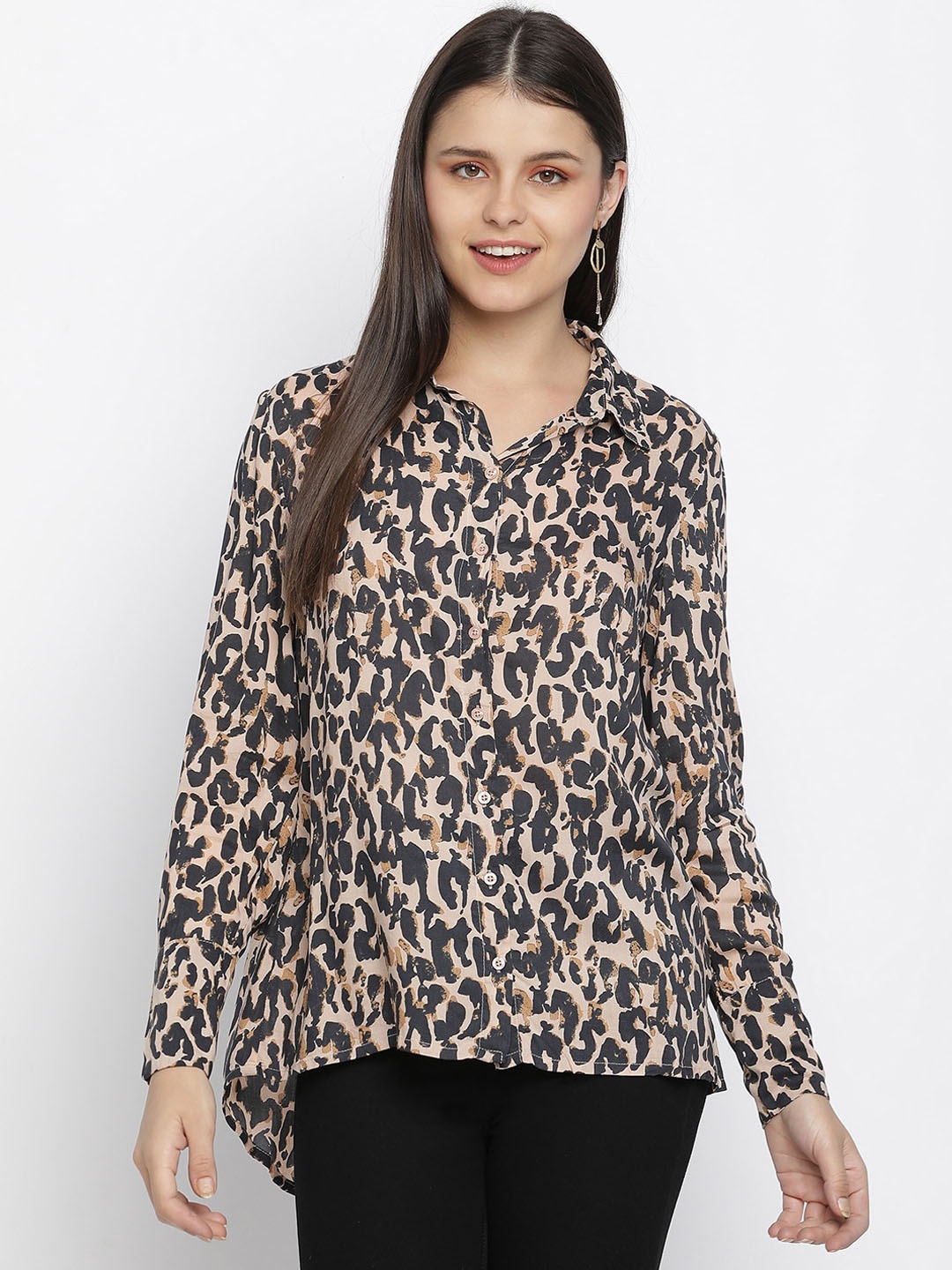 

Oxolloxo Women Beige & Black Animal Printed Casual Shirt