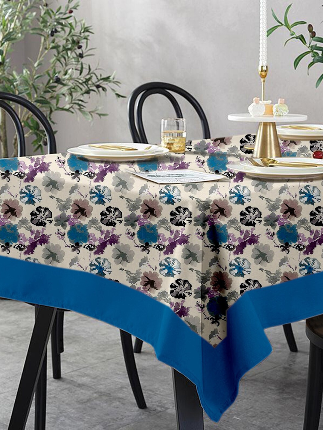 Lushomes Multi 12 Seater Watercolor Printed Table Cloth