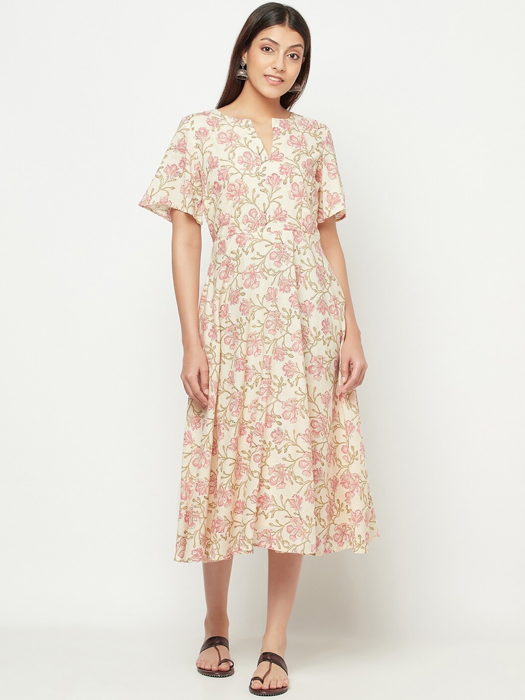 

Fabindia Women Off White Floral Midi Dress