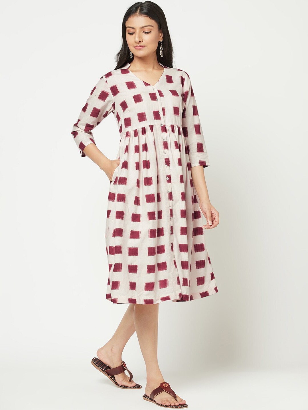 

Fabindia White & Maroon Midi Dress