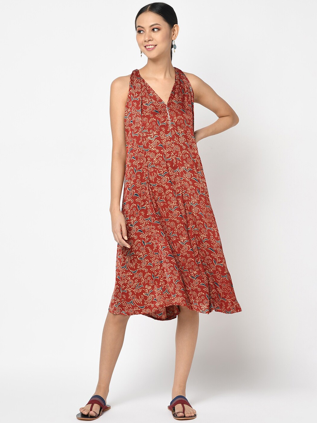 

Fabindia Red & Green Ethnic Motifs Halter Neck A-Line Dress