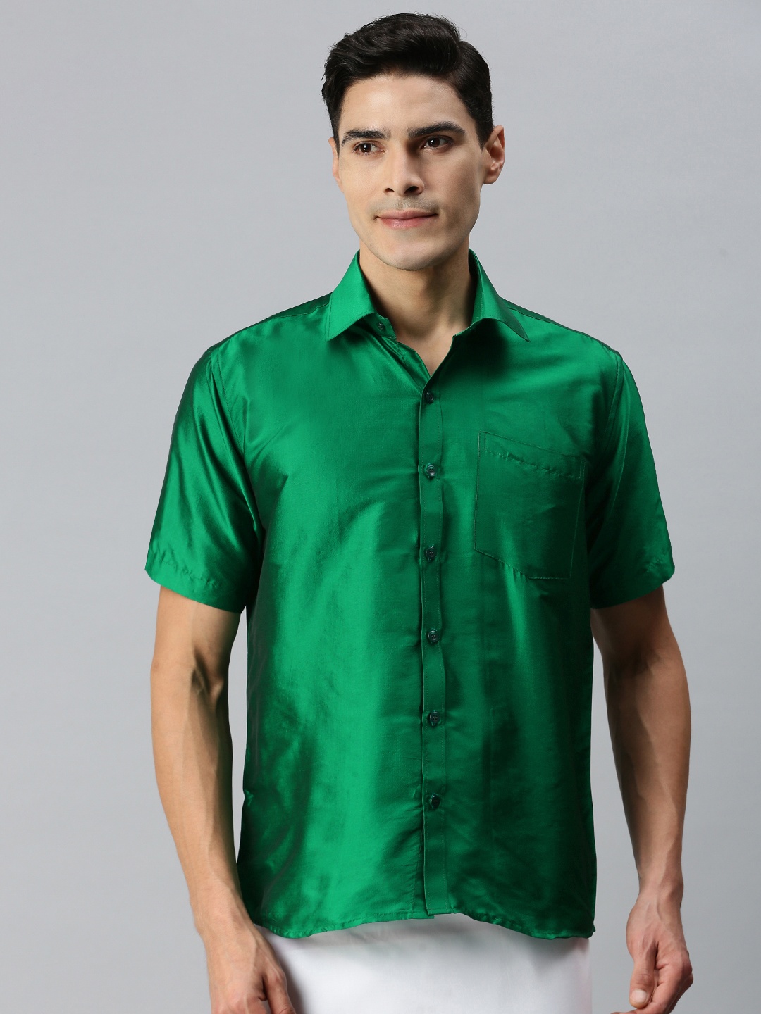 

INDIAN WOOTZ Men Green Party Shirt