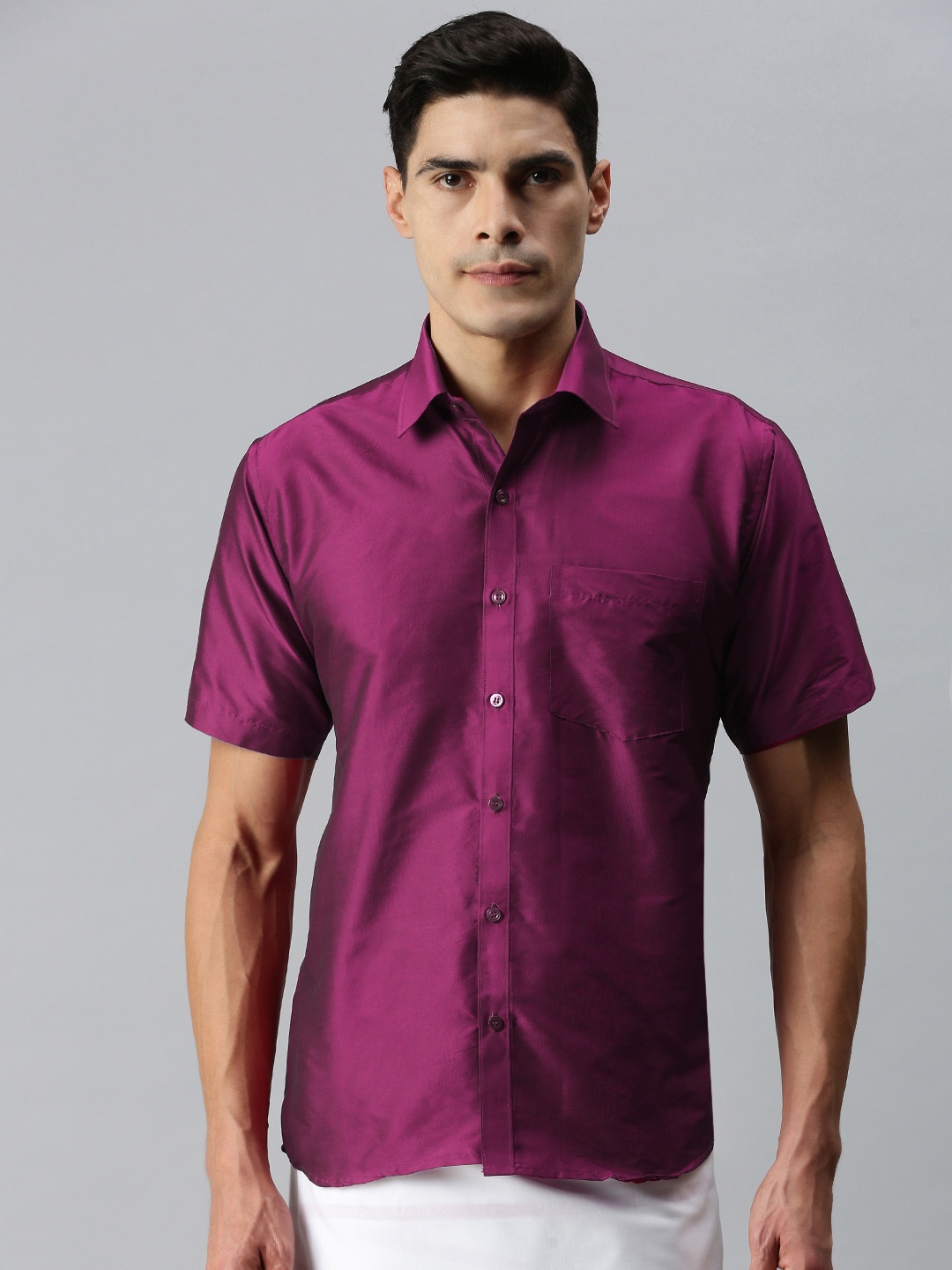 

INDIAN WOOTZ Men Burgundy Casual Shirt