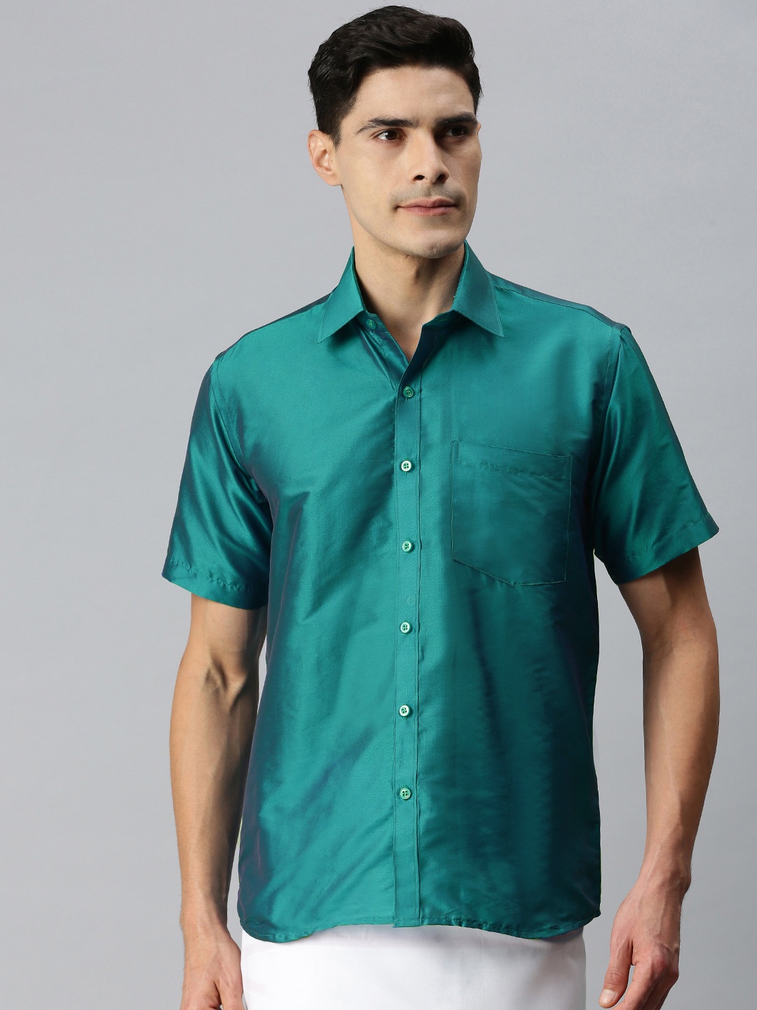 

INDIAN WOOTZ Men Teal Green Art Silk Shirt