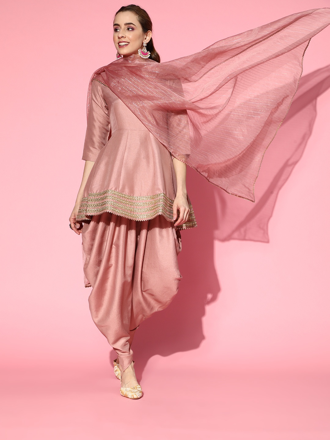 

Inddus Ethnic Motifs Silk Blend Kurta Set, Pink