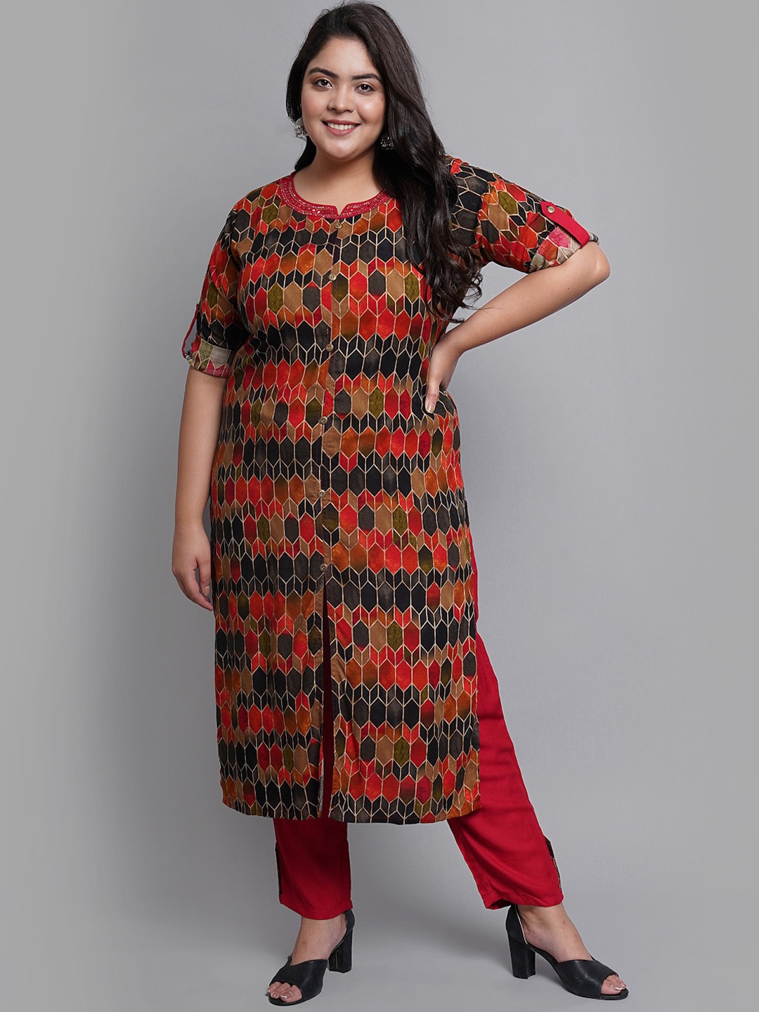 

PrettyPlus by Desinoor.com Women Red Printed Regular Kurta with Trousers