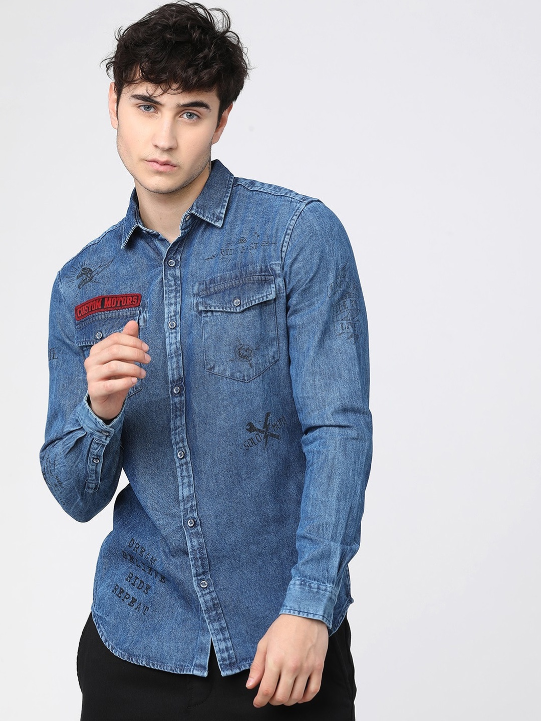 

LOCOMOTIVE Men Blue Slim Fit Faded Opaque Faded Denim Casual Shirt