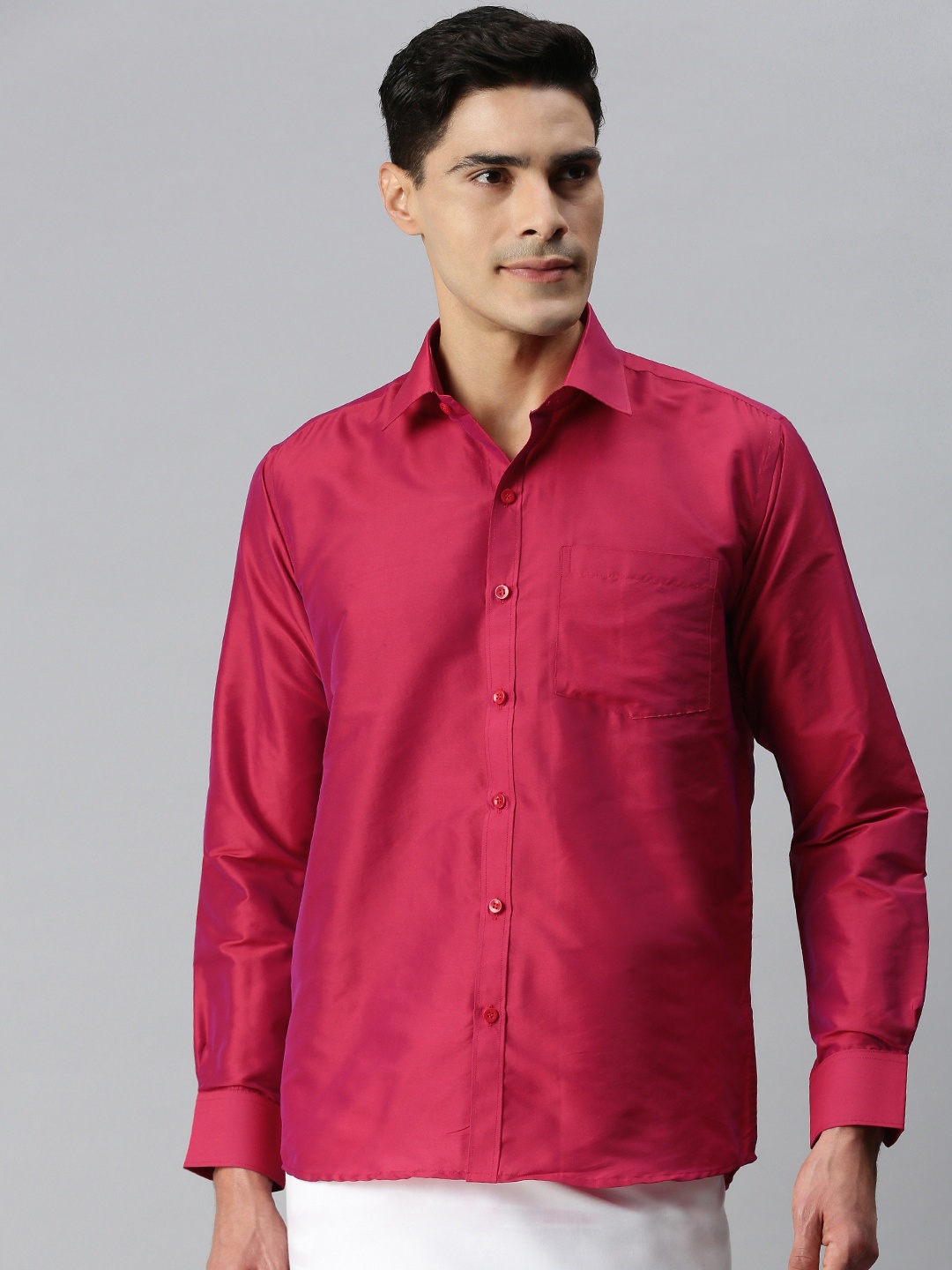 

INDIAN WOOTZ Men Magenta Art Silk Shirt
